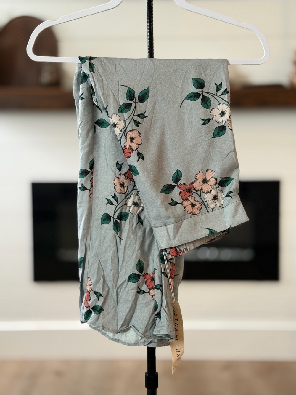 saltwater LUXE Light Blue Floral Wide-Leg cropped Pants with Pink & Green